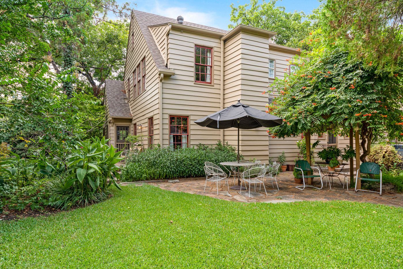 A look at 616 Blaylock Drive in Dallas, one of the houses on the 2019 Heritage Oak Cliff...
