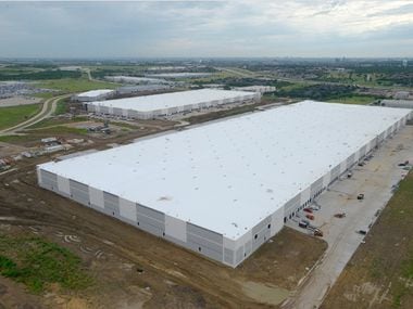 Uline is moving into the Passport Park industrial park in Irving.