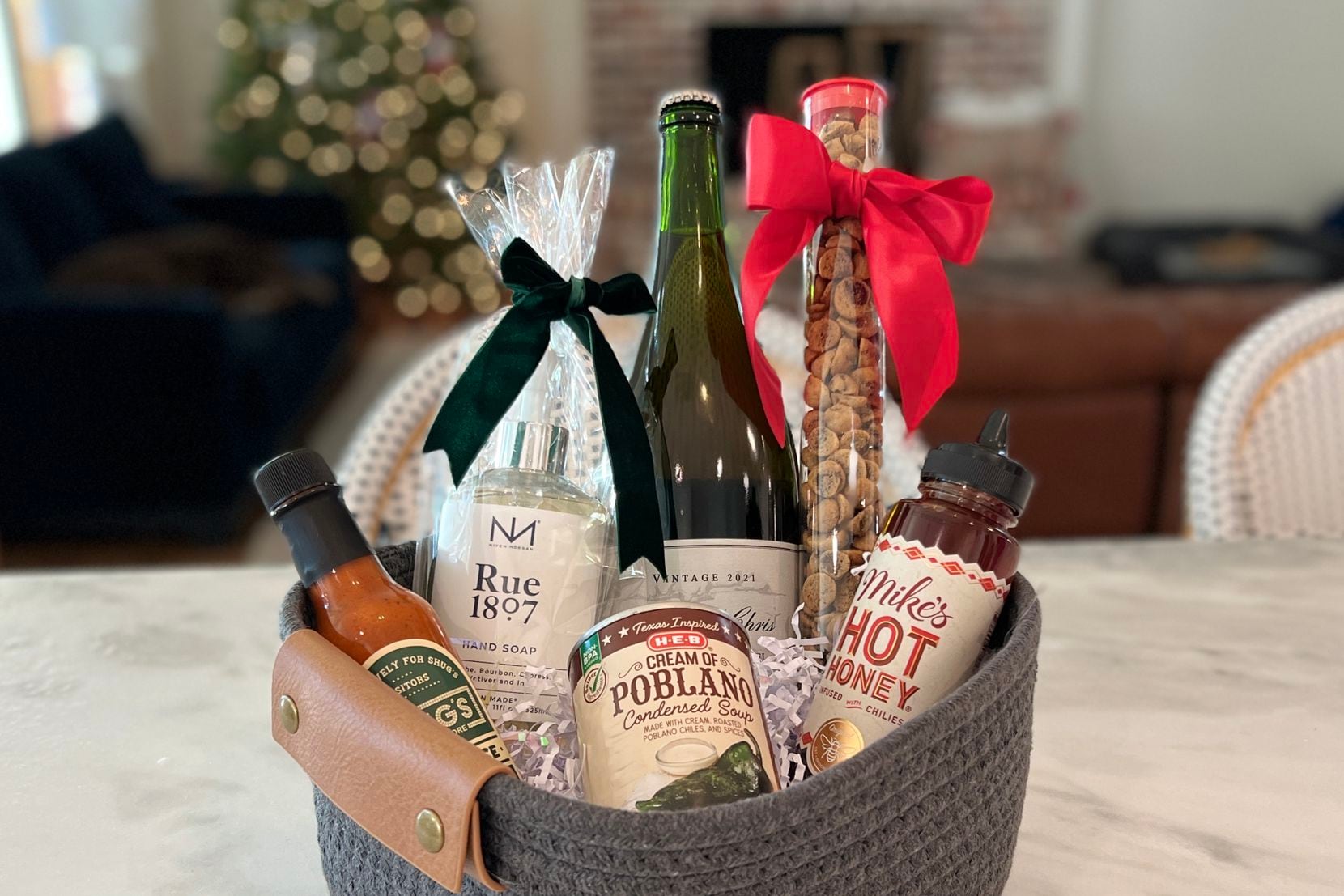 How to Make a Gift Basket (+ Our Best Gift Basket Ideas)