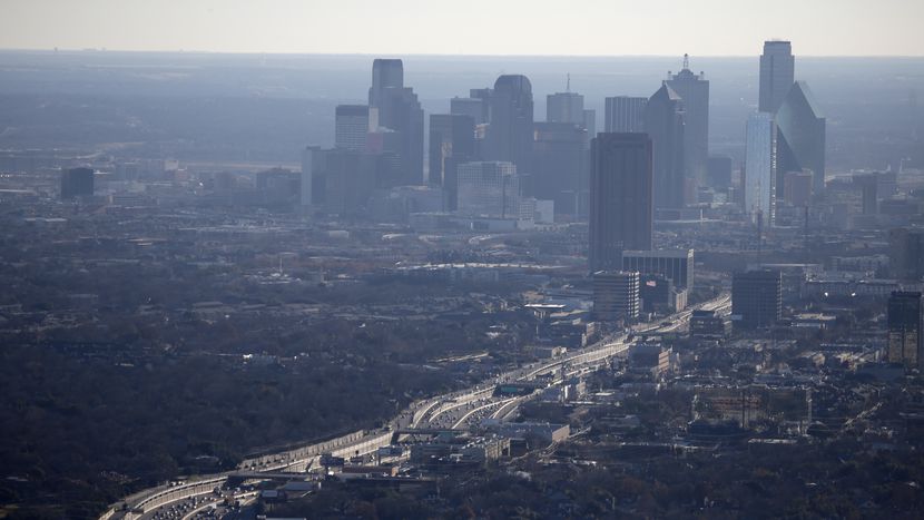 Dallas-Fort Worth must clean up its dirty air