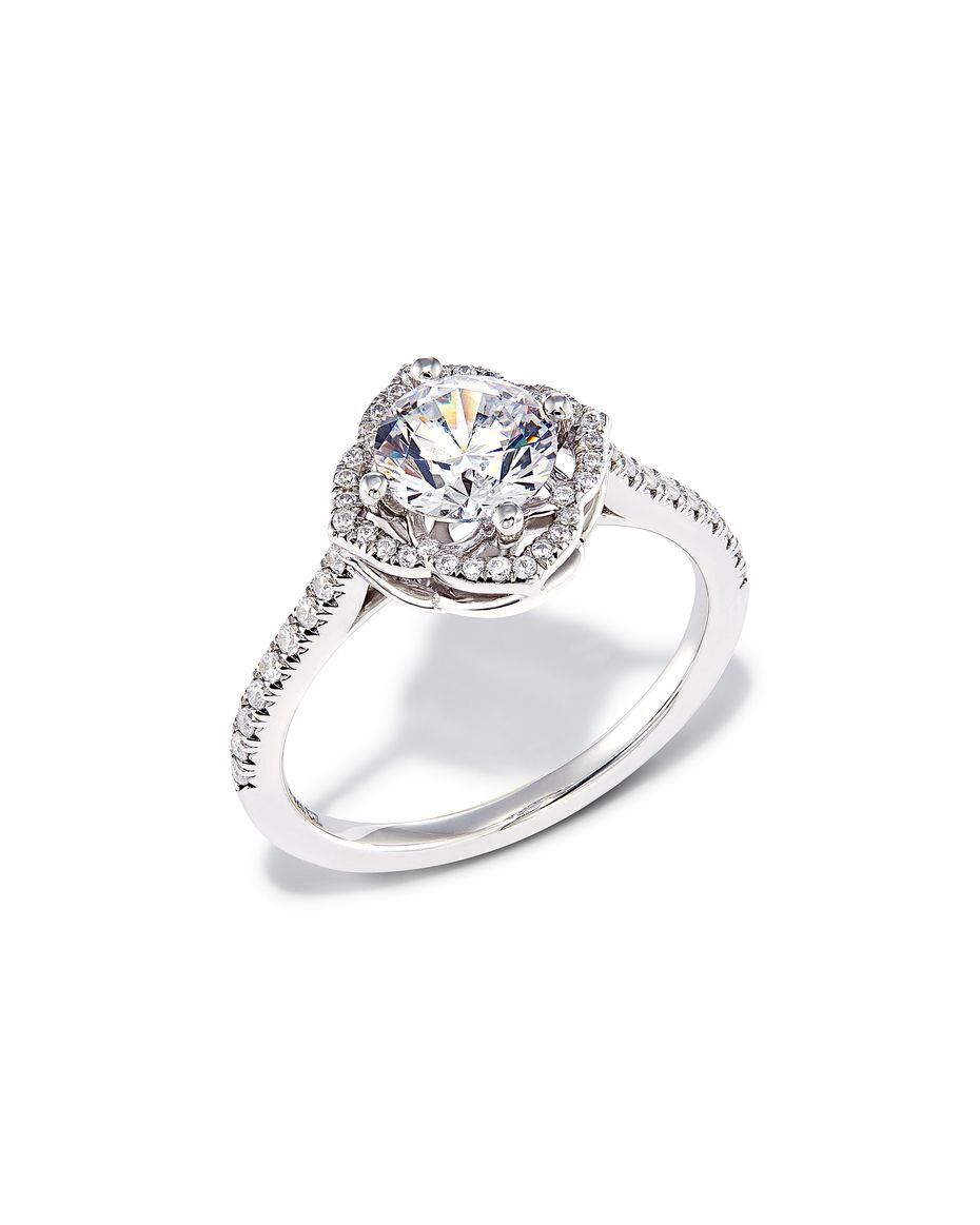 A Kendra Scott signature engagement ring in white gold with a 1.0-carat white diamond.