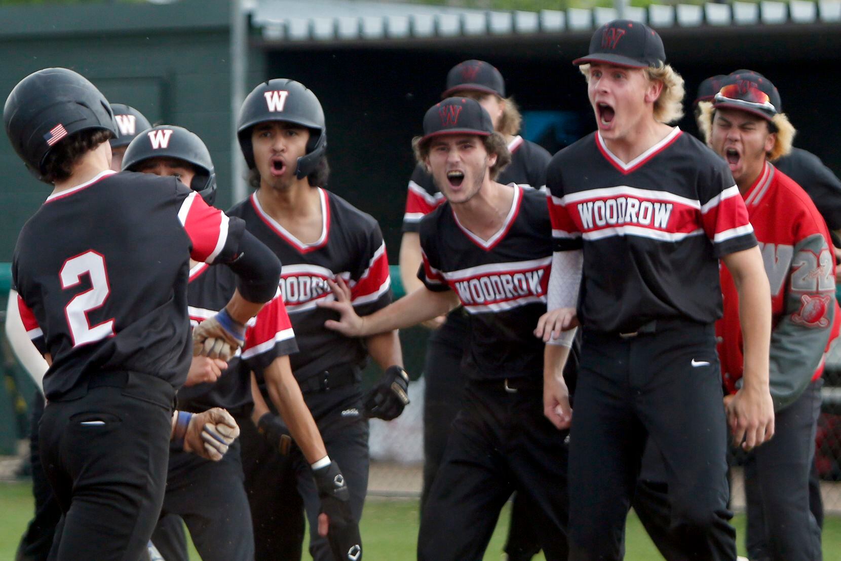 No. 9 Baseball blasts No. 22 TCU 13-1 - University of Texas Athletics