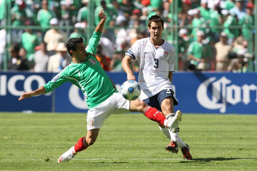 La rivalidad entre las selecciones de México y Estados Unidos tiene varios capítulos como...
