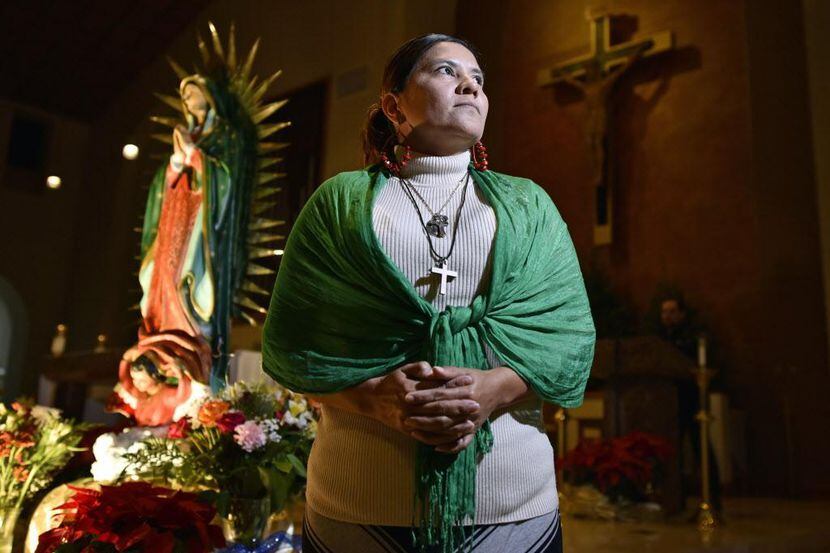 Elena García, originaria de San Luis Potosí, preside el grupo de guadalupanas en la iglesia...