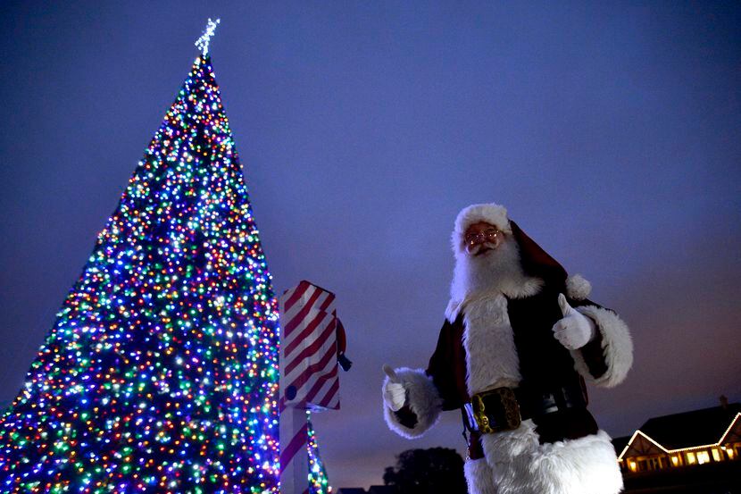 Llega la temporada navideña 2020 al Norte de Texas con varios eventos de iluminación de...