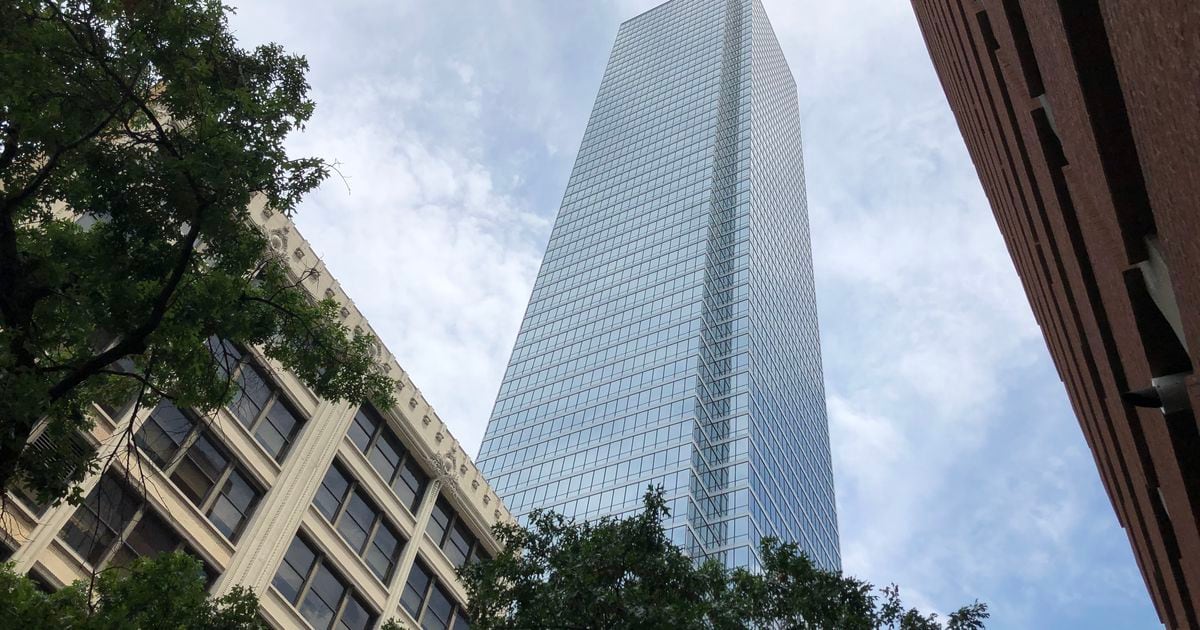 Der höchste Turm in Dallas ist ein Einkaufszentrum für Einzelhandelsmieter