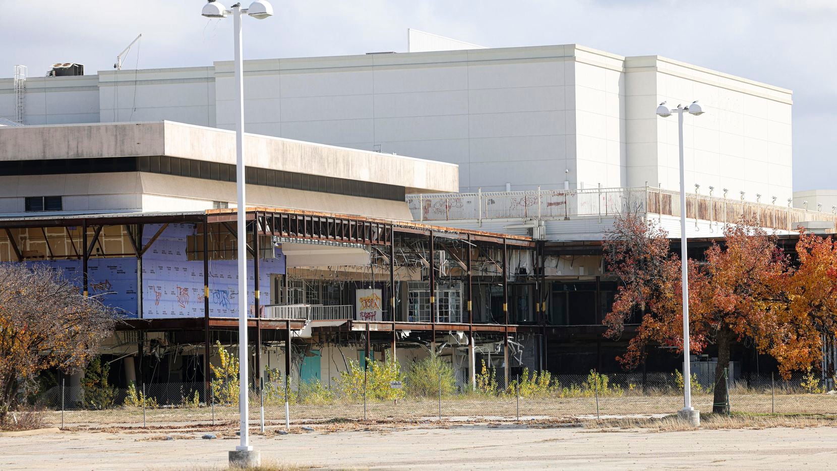 Just a small section of the Valley View Mall in Dallas, Texas still  remains. It's been completely trashed as it sits abandoned. It's not…