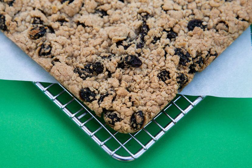 Cookie dough on the go: Local entrepreneur creates new snack bar