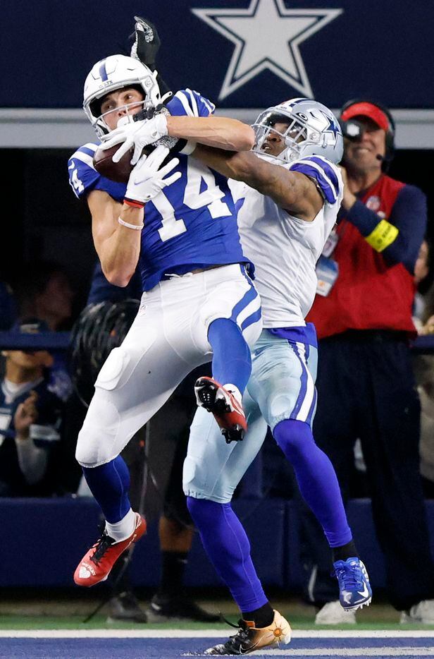 Indianapolis Colts wide receiver Alec Pierce (14) catches a third quarter touchdown in the...