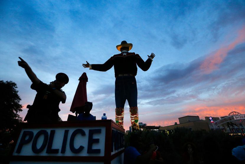 As the sun set on the last day of the State Fair of Texas in 2016, Dallas police officer...