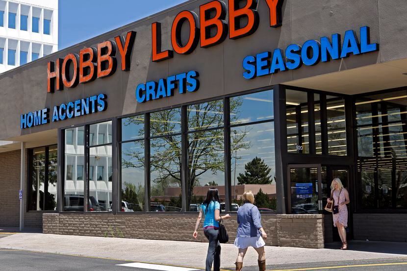 Una tienda de Hobby Lobby en Preston Avenue fue clausurada el jueves por violar orden del...