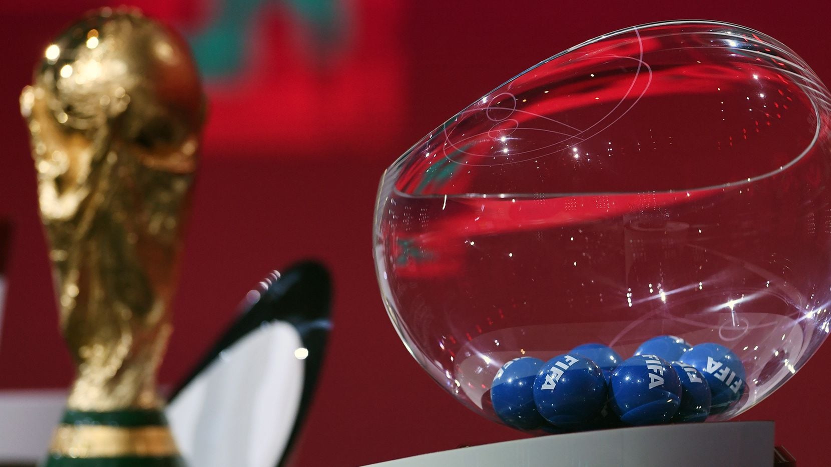 El sorteo de la FIFA pata el Mundial de Qatar 2022 se lleva a acabo en el Centro de...