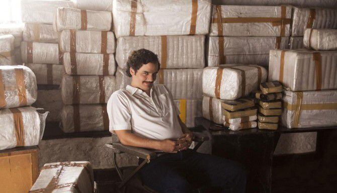 Wagner Moura interpreta a Pablo Escobar en la serie de Netflix "Narcos", que se estrena a...