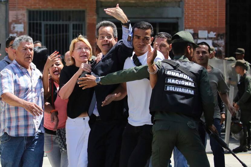 La fiscal general de Venezuela Luisa Ortega no pudo ingresar a las oficinas de gobierno el...