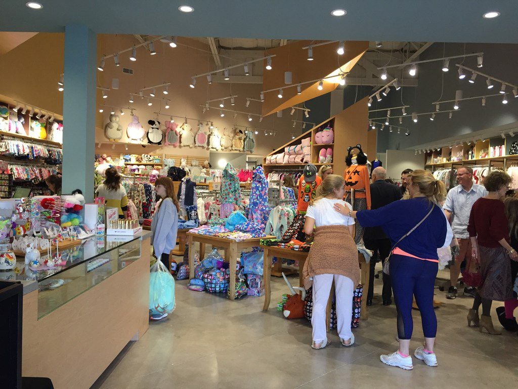 KidBiz and TheBiz, a combo children s and teen boutique, has moved to Inwood Village at 5370...