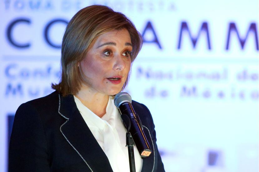 Da positivo a covid-19 la gobernadora de Chihuahua, María Campos Galván, por segunda vez.