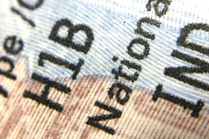 Para el año fiscal 2022, el gobierno recibió 308,613 solicitudes de visa H-1B, 2.5 veces más...