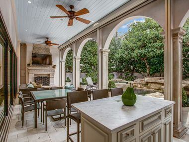 A look at the outdoor living area of the Dallas home Kameron Westcott is selling.