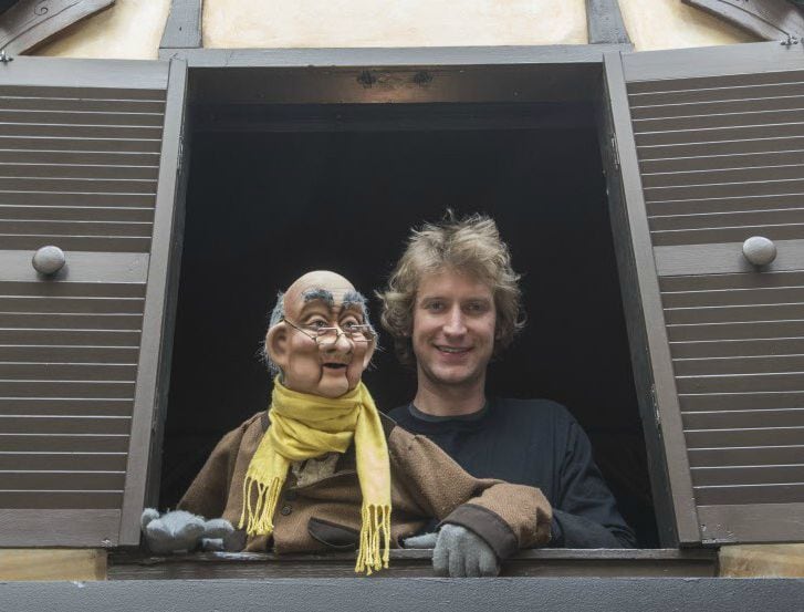 Scrooge Puppet Theatre at NorthPark Centre with puppeteer Will Schutze.