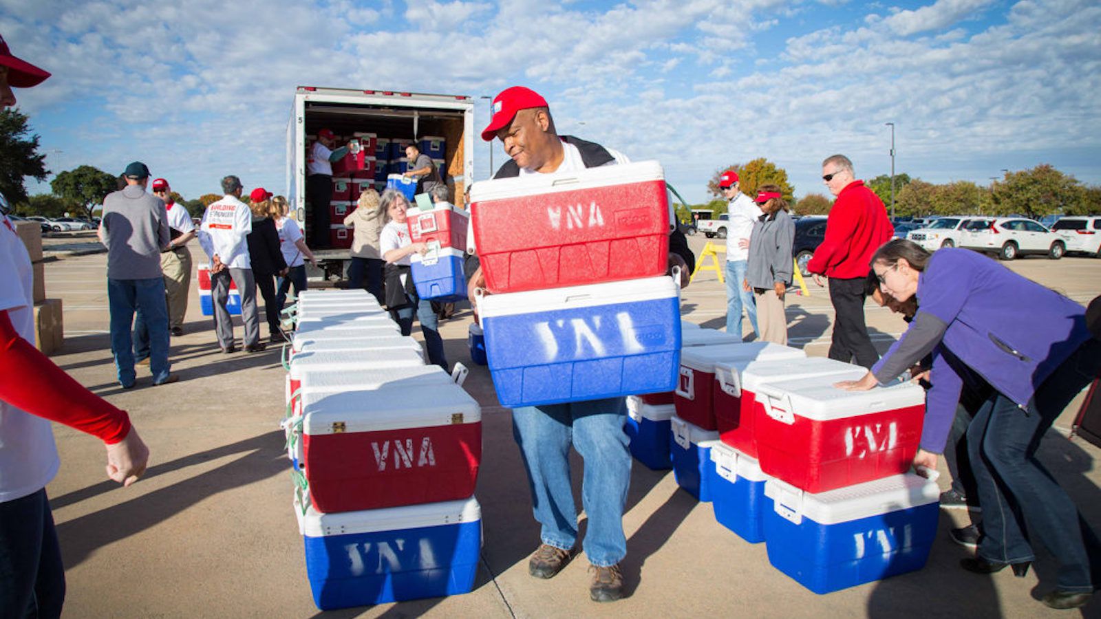 VNA Meals on Wheels volunteers on Giving Tuesday