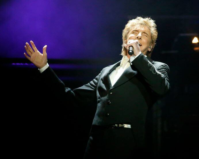Barry Manilow performs onstage at American Airlines Center in Dallas, Thursday, Feb. 18, 2016.