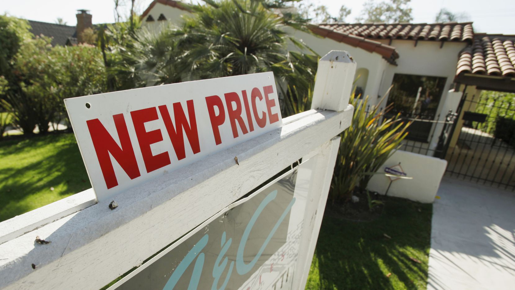 Dallas-area home prices were up only 2.6% from a year ago in the latest Case-Shiller home...