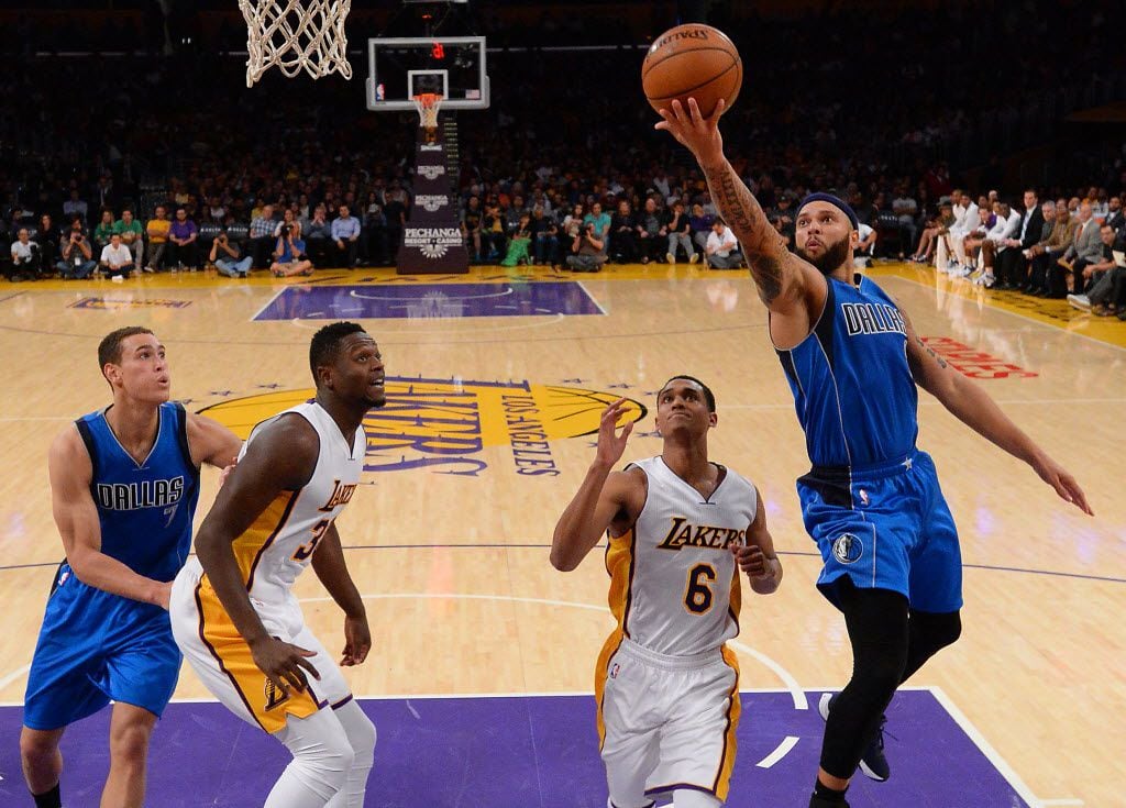 Nov 1, 2015; Los Angeles, CA, USA; Dallas Mavericks guard Deron Williams (8) makes a basket...