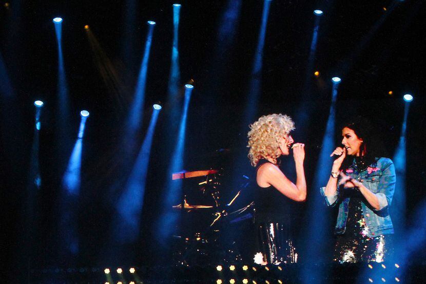 Members of the band Little Big Town performed on Oct. 22, 2016, at Arlington's AT&T Stadium. 