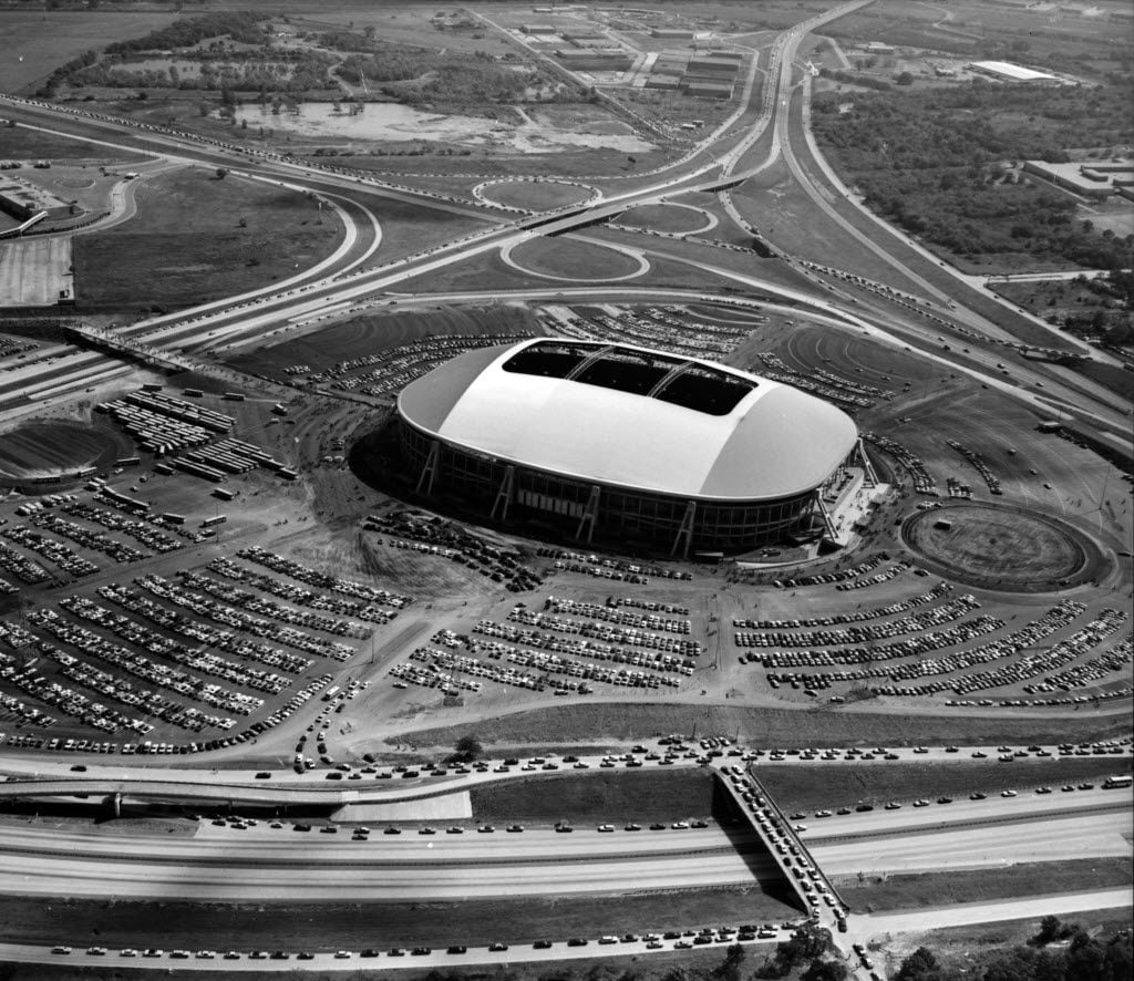 An aerial view Texas Stadium; Oct. 24, 1971 (Tom Dillard/Staff Photographer)