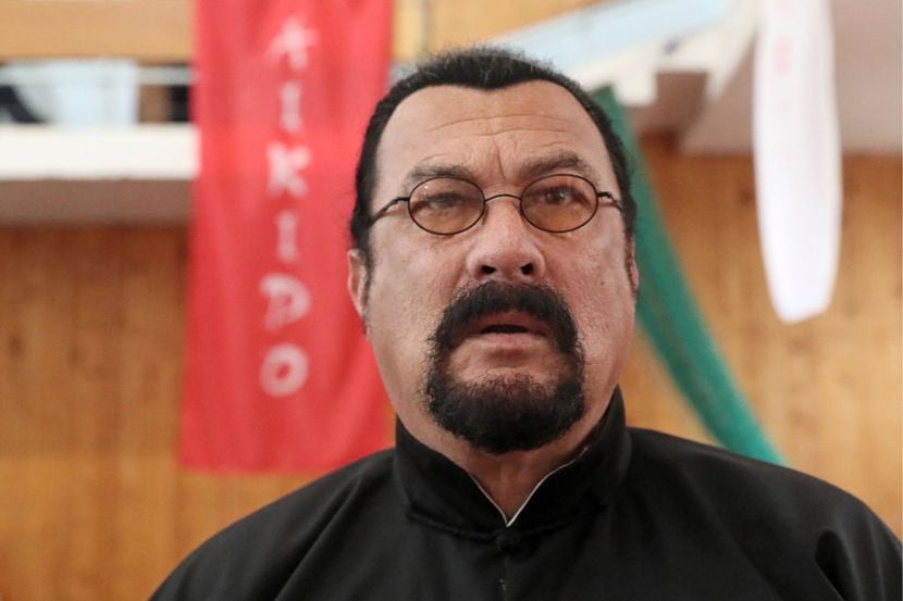 El actor estadounidense Steven Seagal funge como represente especial del Ministerio de...