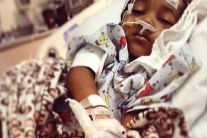 Nevaeh Hall, un niño en preescolar de Houston, sufrió severos daños cerebrales luego de un...