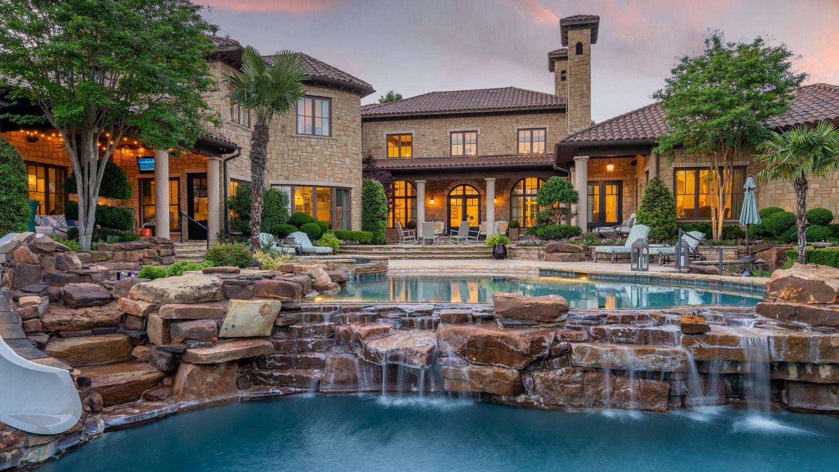 Former Dallas Cowboys star Jason Witten is selling his mansion in Westlake's Vaquero neighborhood for $4.7 million.