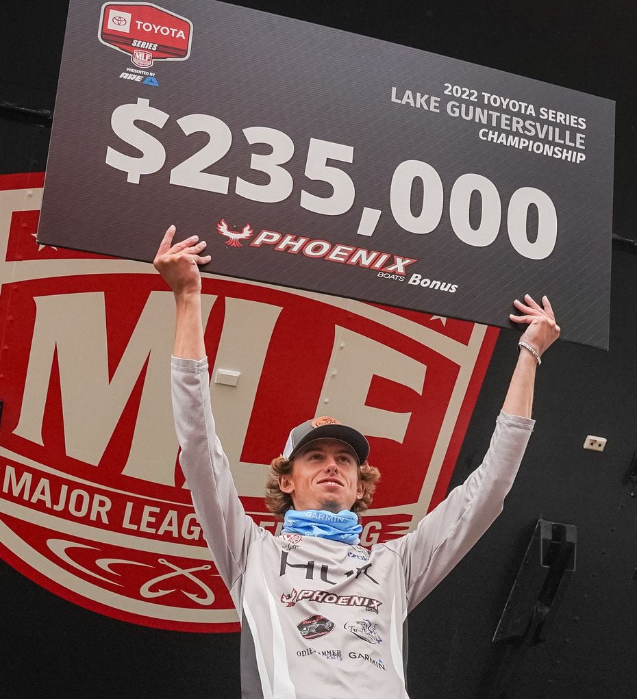 Texas bass pro Kyle Hall of Granbury recently capped a banner season with a dominating...