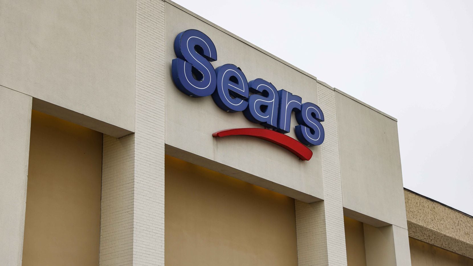 The last Sears department store in Dallas-Fort Worth is closing