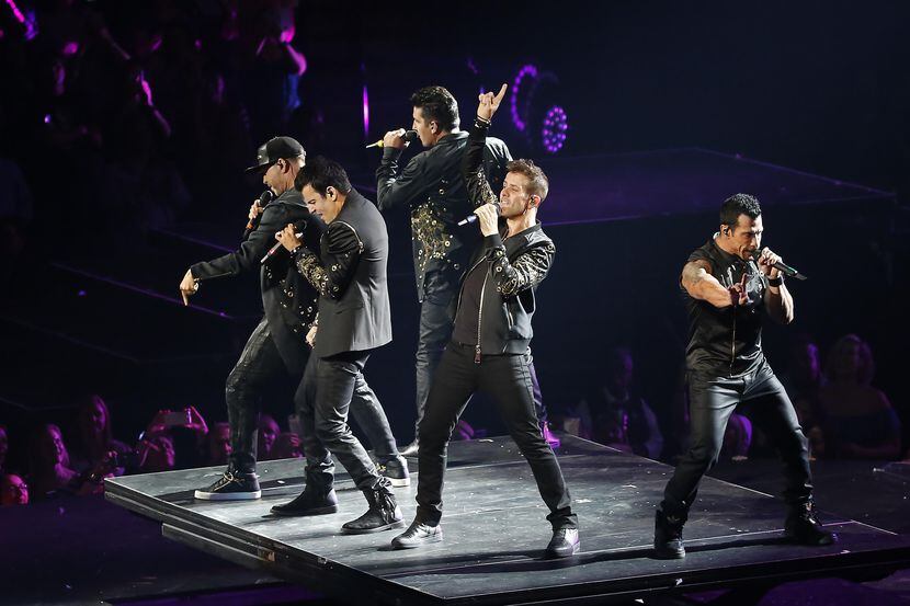 New Kids On The Block se presentaron en un concierto de nostalgia ochentera realizado el...