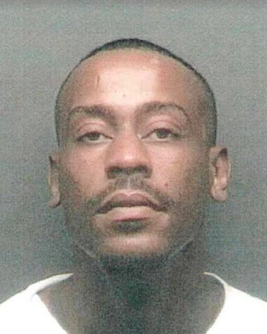 Maurice Kelso Smith, de 28 años, es acusado de asesinar a su novia embarazada.
