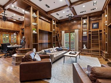 Take a look at the home at 5941 Club Oaks Drive in Dallas.