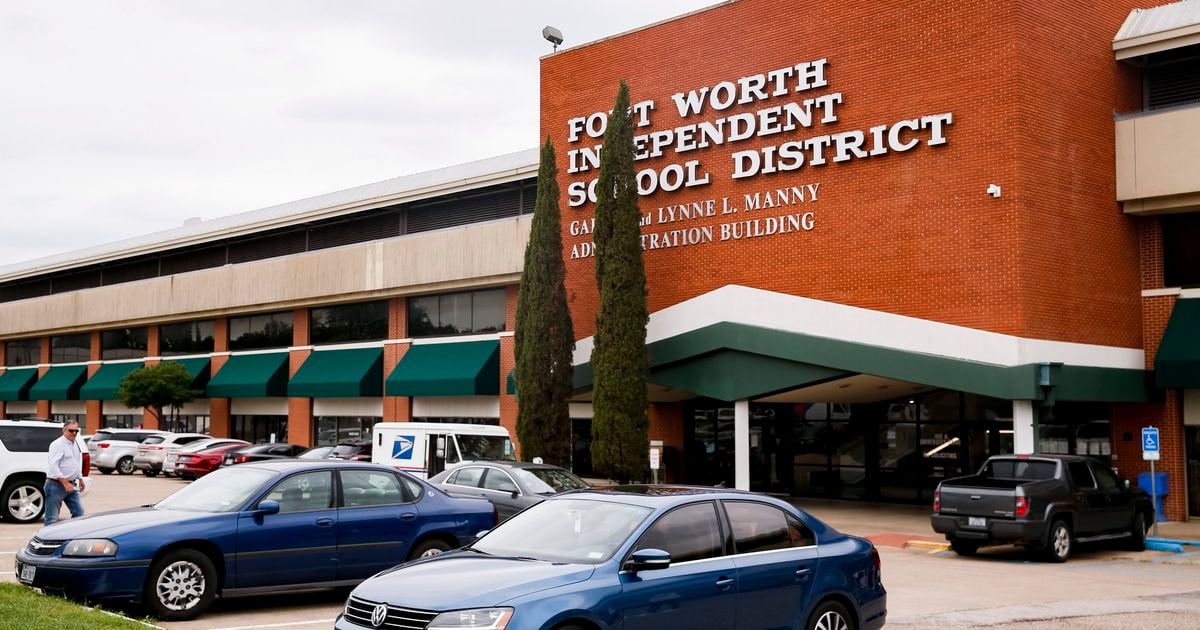 Fort Worth teacher may face termination for not stopping student’s slur-filled speech - The Dallas Morning News