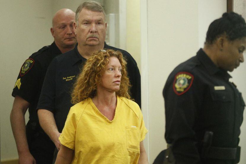 Tonya Couch, la madre de Ethan Couch, durante su audiencia de fianza en el centro de...