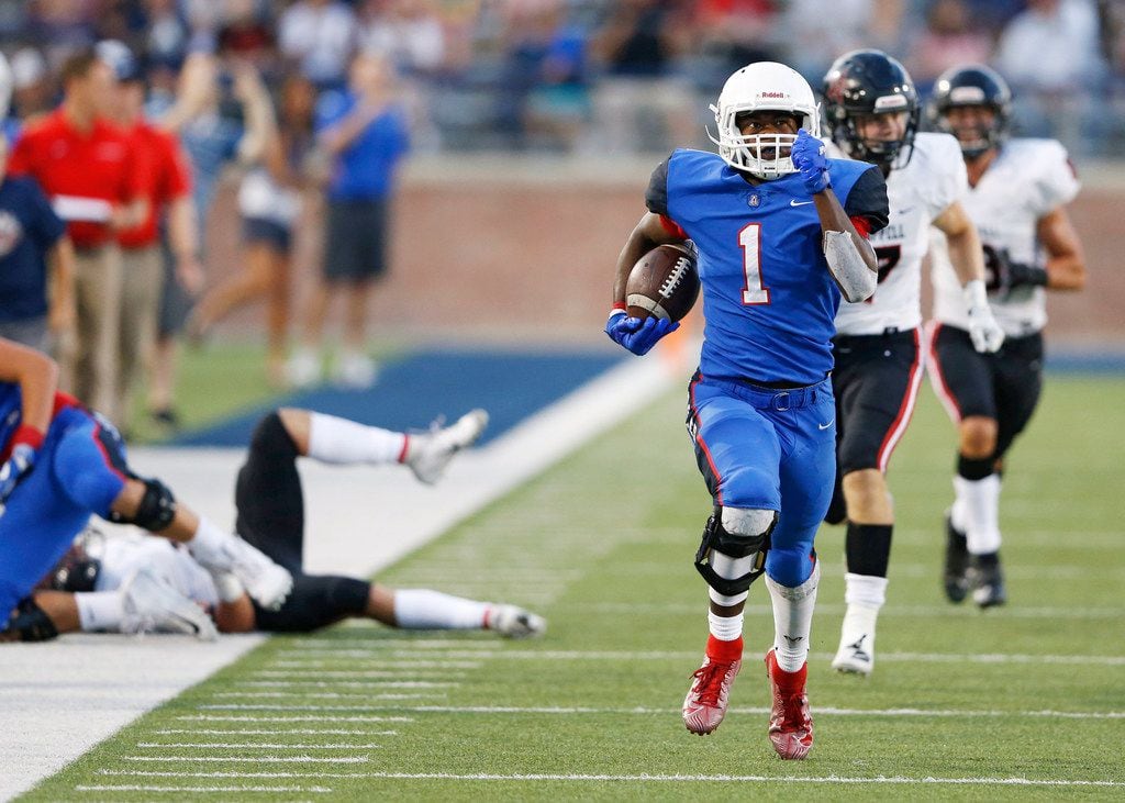 Allen's Celdon Manning (1) rushes for a 78 yard touchdown in a game against Coppell High School during the first half of play at Eagle Stadium in Allen, Texas on Friday, September 13, 2019. (Vernon Bryant/The Dallas Morning News)