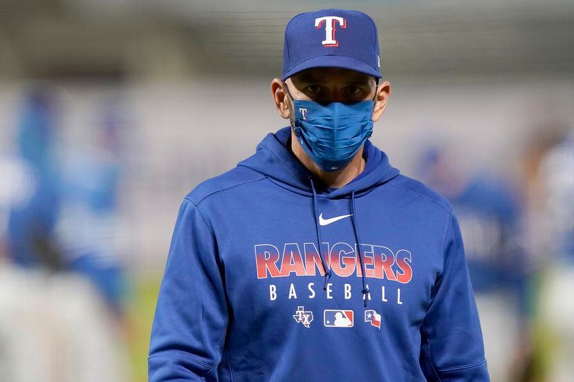 El mánager de los Texas Rangers, Chris Woodward, ha tenido dos malas temporadas dirigiendo...