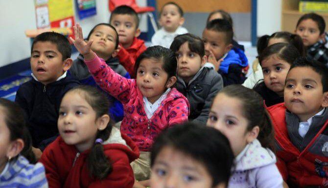 El distrito escolar de Dallas pedirá a los legisladores estatales expandir la educación...
