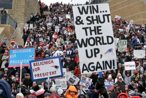 Miles de fans despidieron a los Patriots de Nueva Inglaterra en su partida hacia Minneapolis...