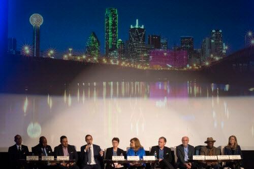 Diez candidatos a la alcaldía de Dallas participaron de un foro el martes en el Texas...