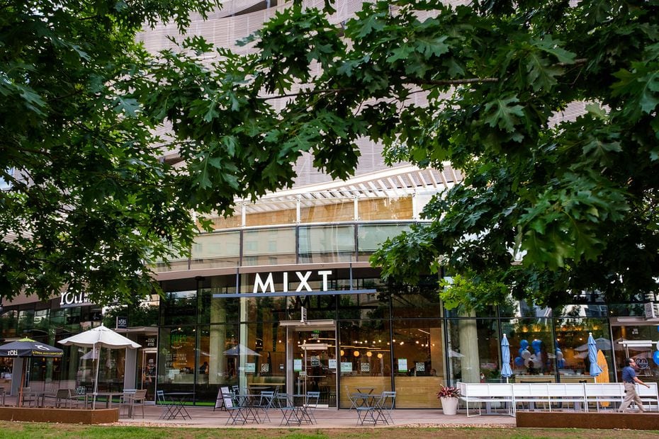 Mixt is located at McKinney and Olive in Uptown Dallas. Some of its neighbors include Starbucks Reserve, Malibu Poke and Del Frisco's Double Eagle Steak House.