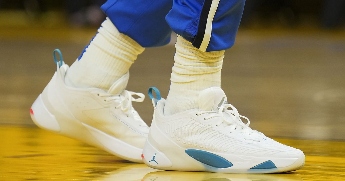 New Luka 1 colorway? Doncic dons alternate version of signature shoe ...