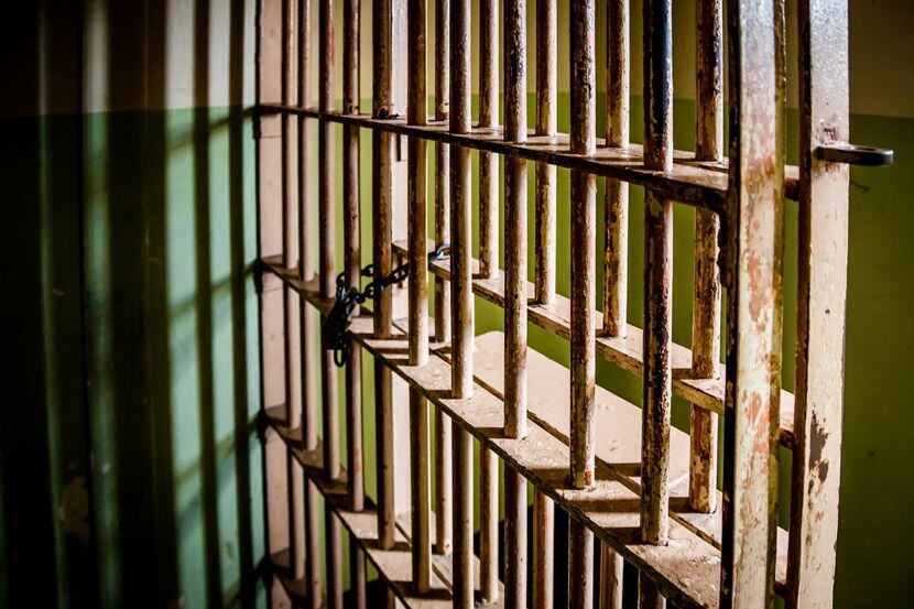 Más de 1,000 años de prisión para un hombre en el condado de Hays por abuso sexual de dos...