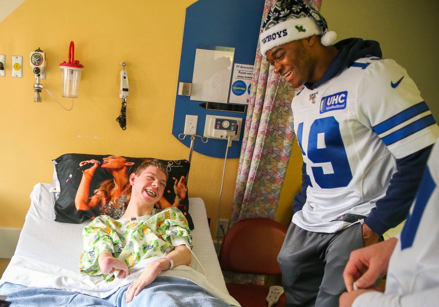 Photos: Laughs and smiles all around as Dallas Cowboys ...