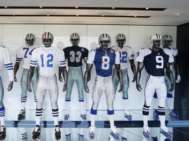 opslaan roze huiswerk See what uniform combination Cowboys will wear in wild-card playoff round  vs. Buccaneers