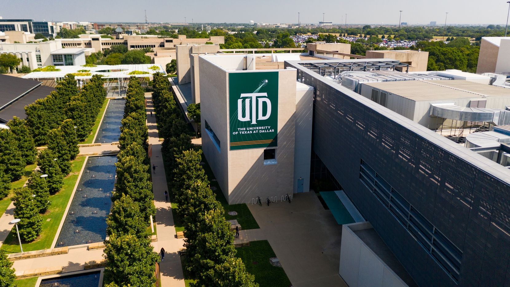 UT Dallas campus